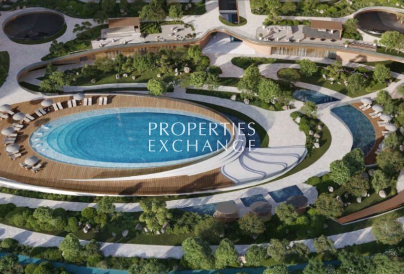 SKYLINE VIEW | PRISTINE BEACHFRONT | NEAR AIRPORT