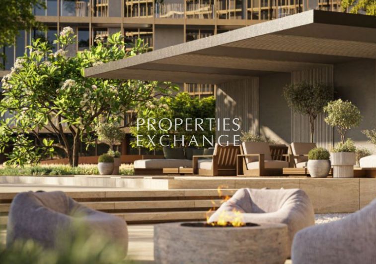 SEA VIEW | NEAR GOLD SOUQ | FLOOR-CEILING WINDOWS