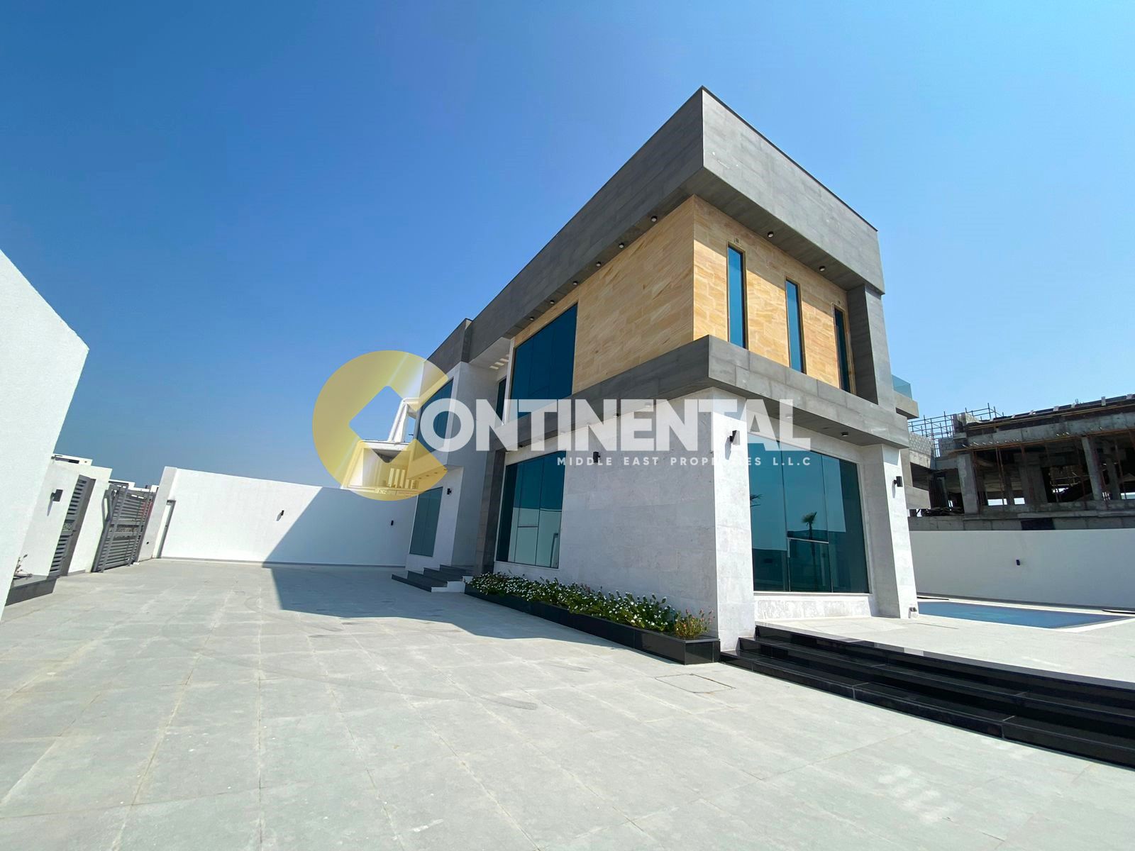 Hot Deal | Private Pool | Corner
