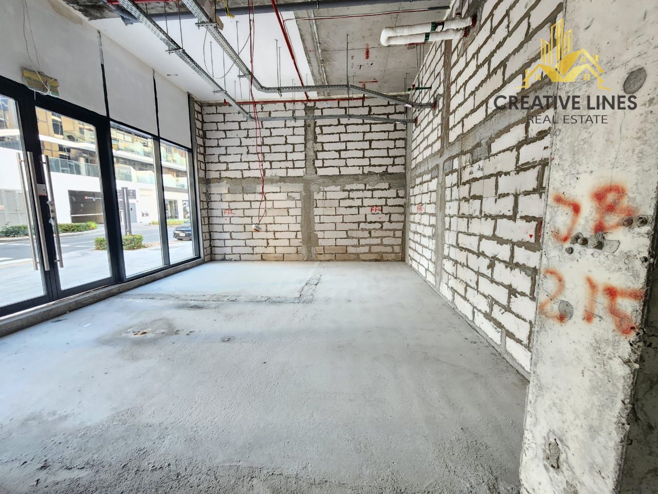 PRIME LOCATION // STREET VIEW // SHELL AND CORE