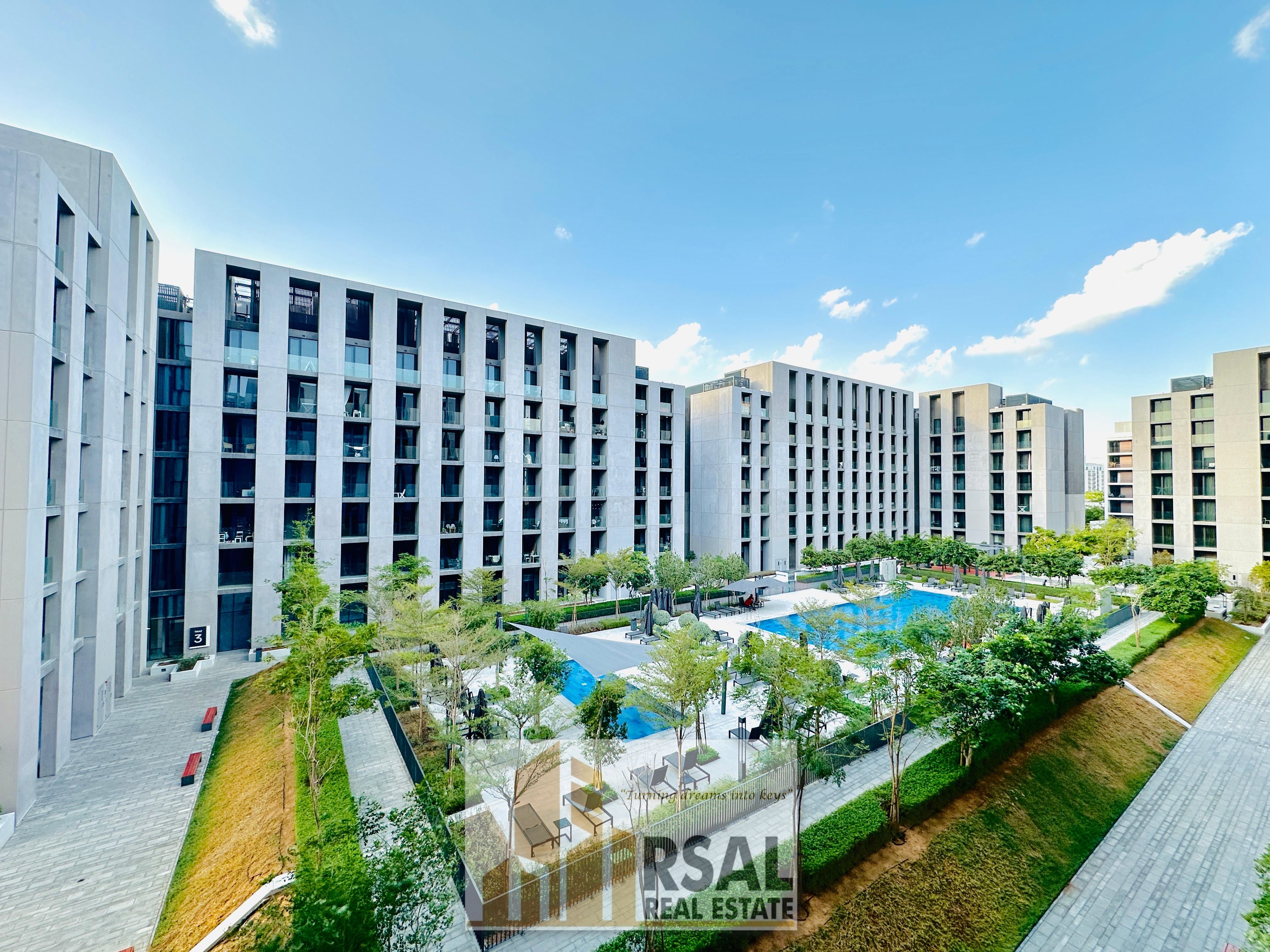 Luxurious spacious Brand new 1 bedroom with. Balcony pool view
