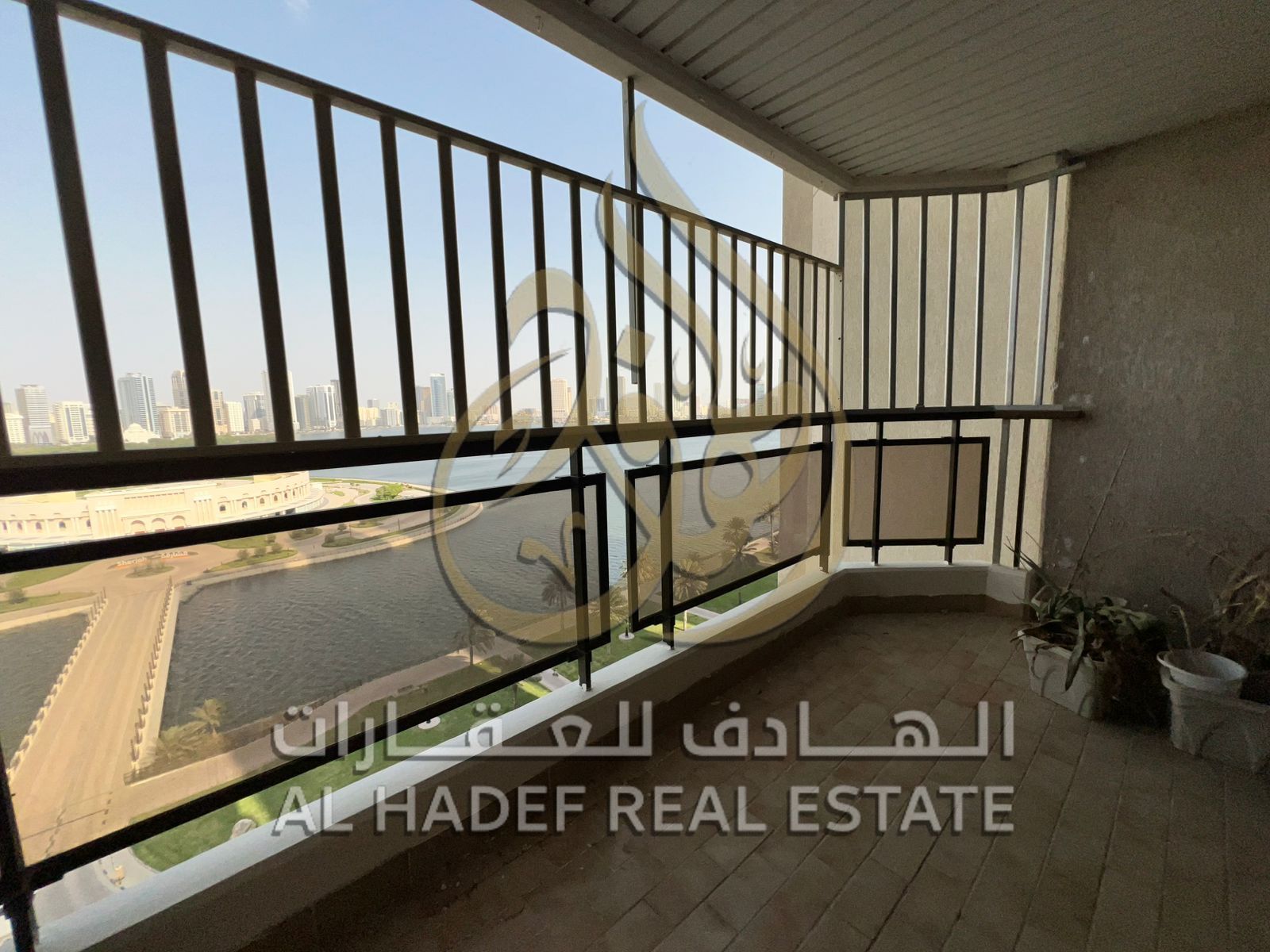 Al Majaz 3 is one of the most distinguished areas in the Emirate of Sharjah, where a vibrant location meets stunning sea views and a tranquil atmosphe