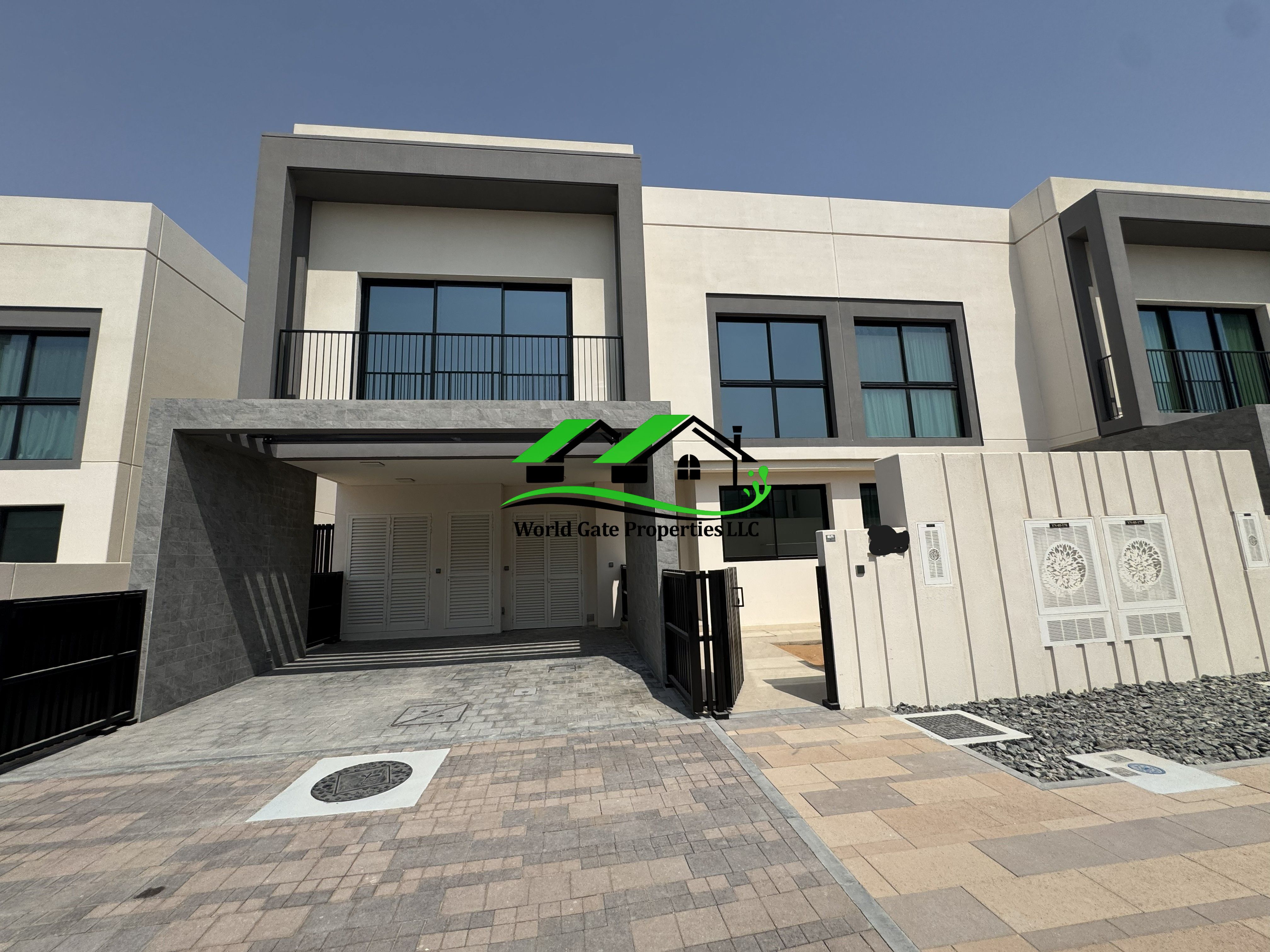 Charming 5BR Villa | Community View | Ideal Area