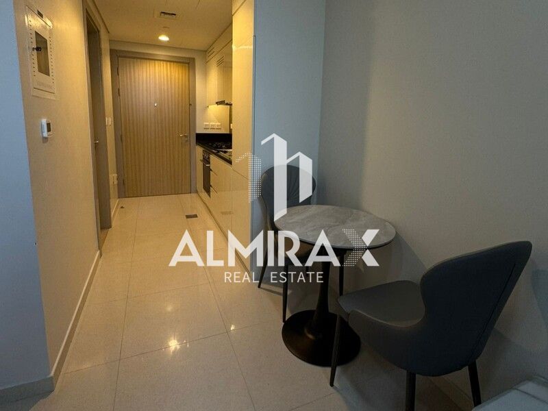 Fully Furnished | Prime Location | High Floor