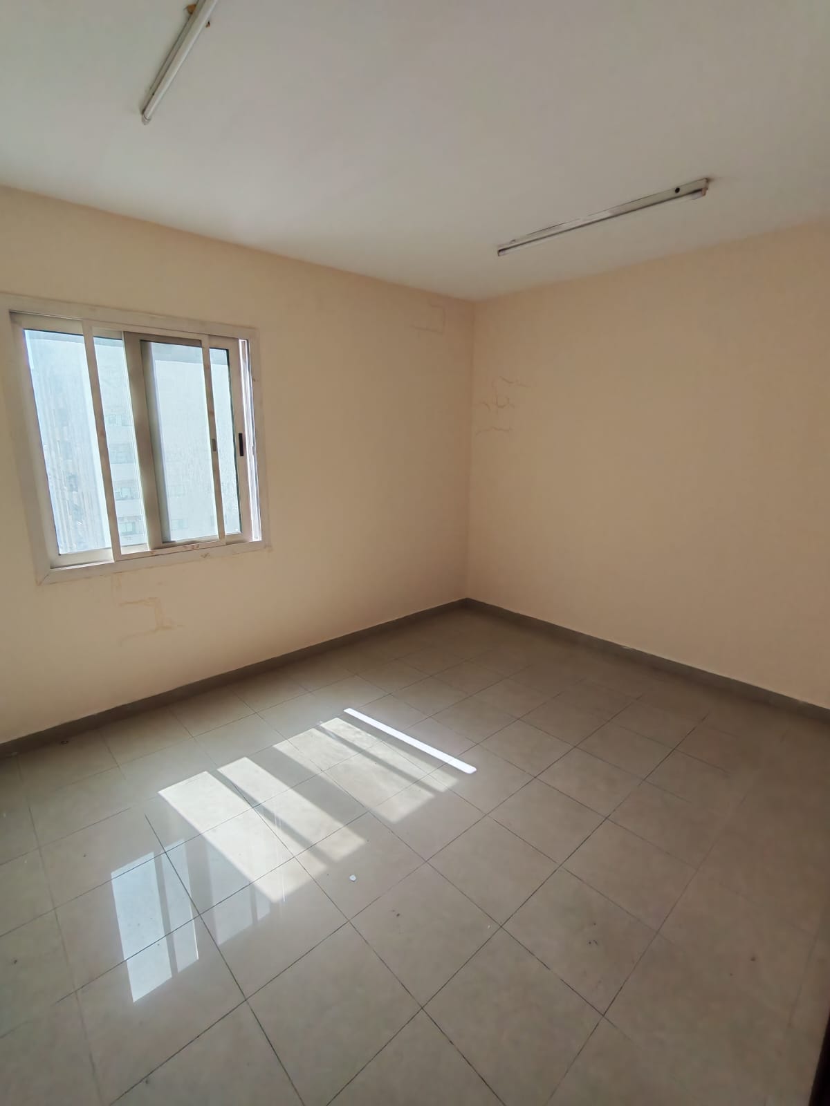 2BR Hall 2 Bath Kitchen Balcony Central AC 40K 4 Payments Families Only