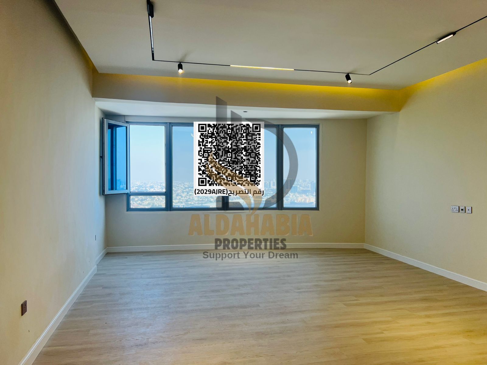 For Sale – Luxurious Panoramic Apartment in Horizon Tower, Ajman