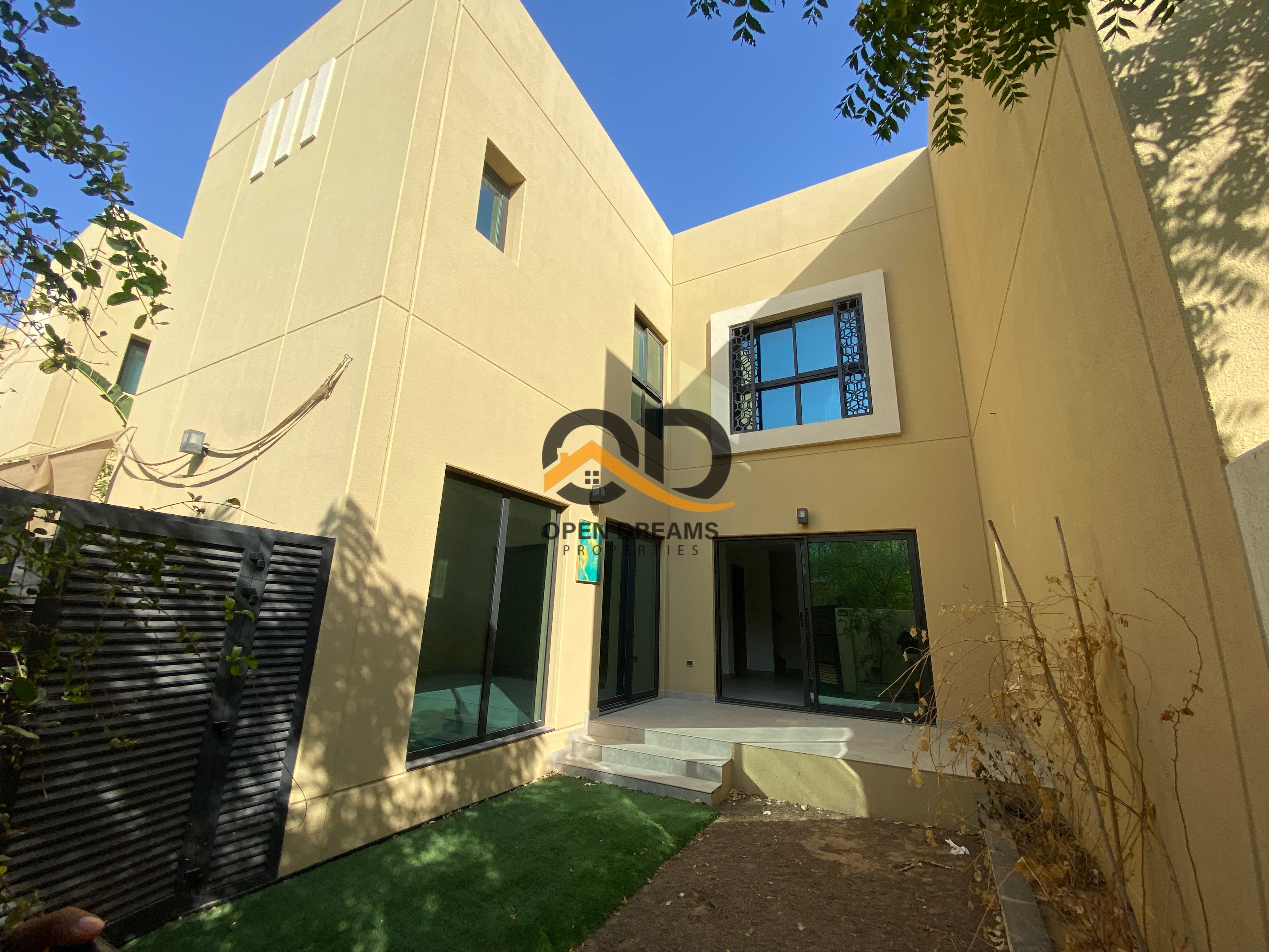 3 Br Townhouse/ Hot offer/ Ready to move in
