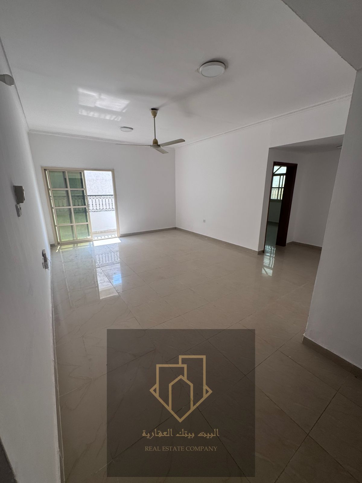 Apartment in Al Rawda 1: 1 bedroom with master, living room, 2 bathrooms, balcony, central AC, 4 or 6 installment payment, security cheque, prime location.