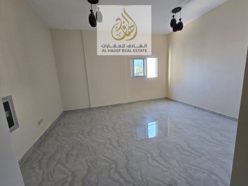 Al Jurf 3 on Mohammed Bin Zayed Road, near the Chinese Market - First occupancy, studio apartment with separate kitchen, spacious area, excellent fini
