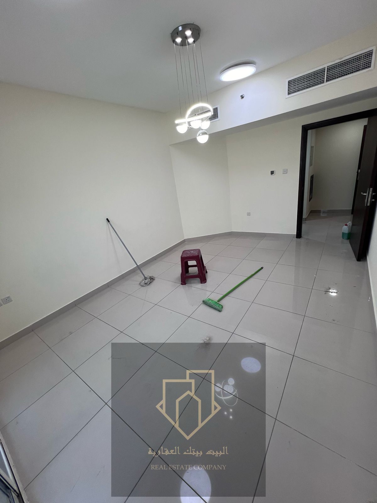 One-bedroom apartment for annual rent in Ajman Al Nuaimiya 1 | Prime location and quiet building