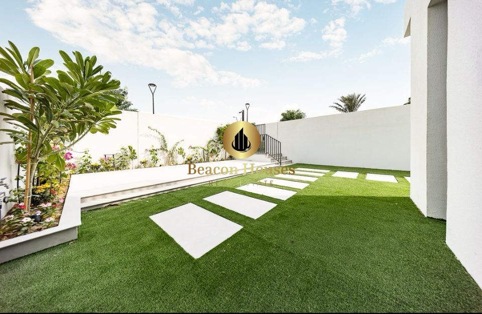 Elegant 4-Bed Villa in Emaar South | Greenview