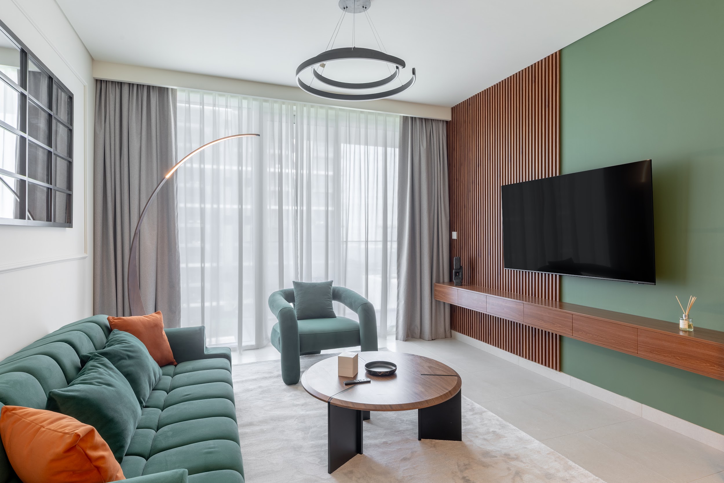Stylish 1BR in Beach Mansion, Emaar Beachfront