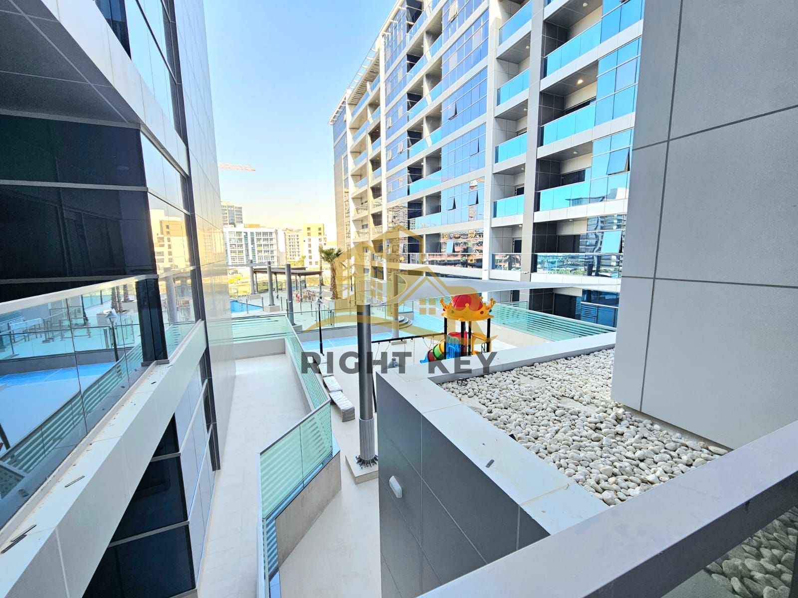 LAVISH BRAND NEW 1BHK ONLY 85K