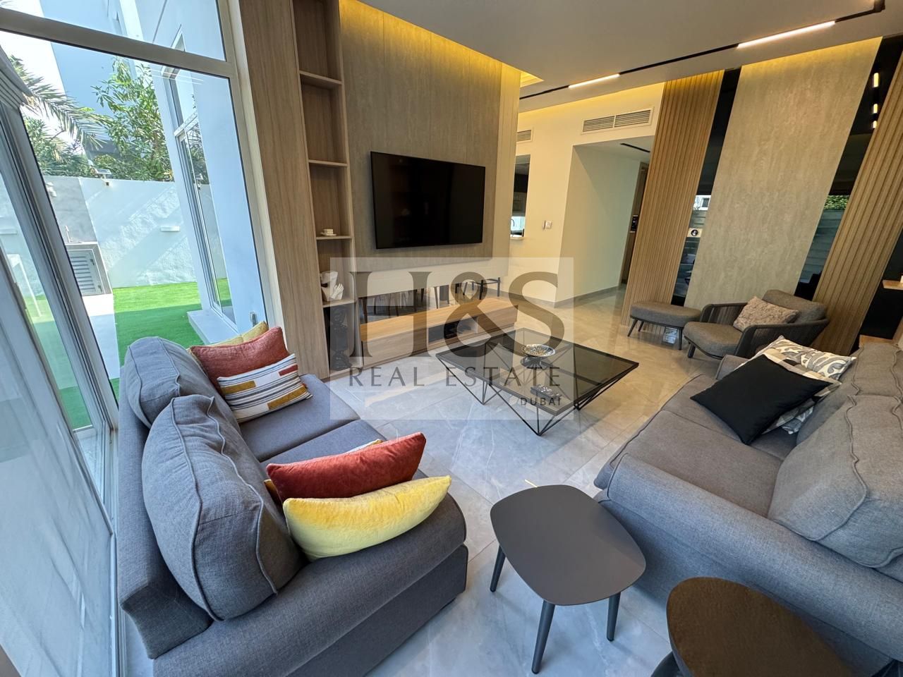 SINGLE ROW | 3BR + MAID | ULTIMATE PRIVACY