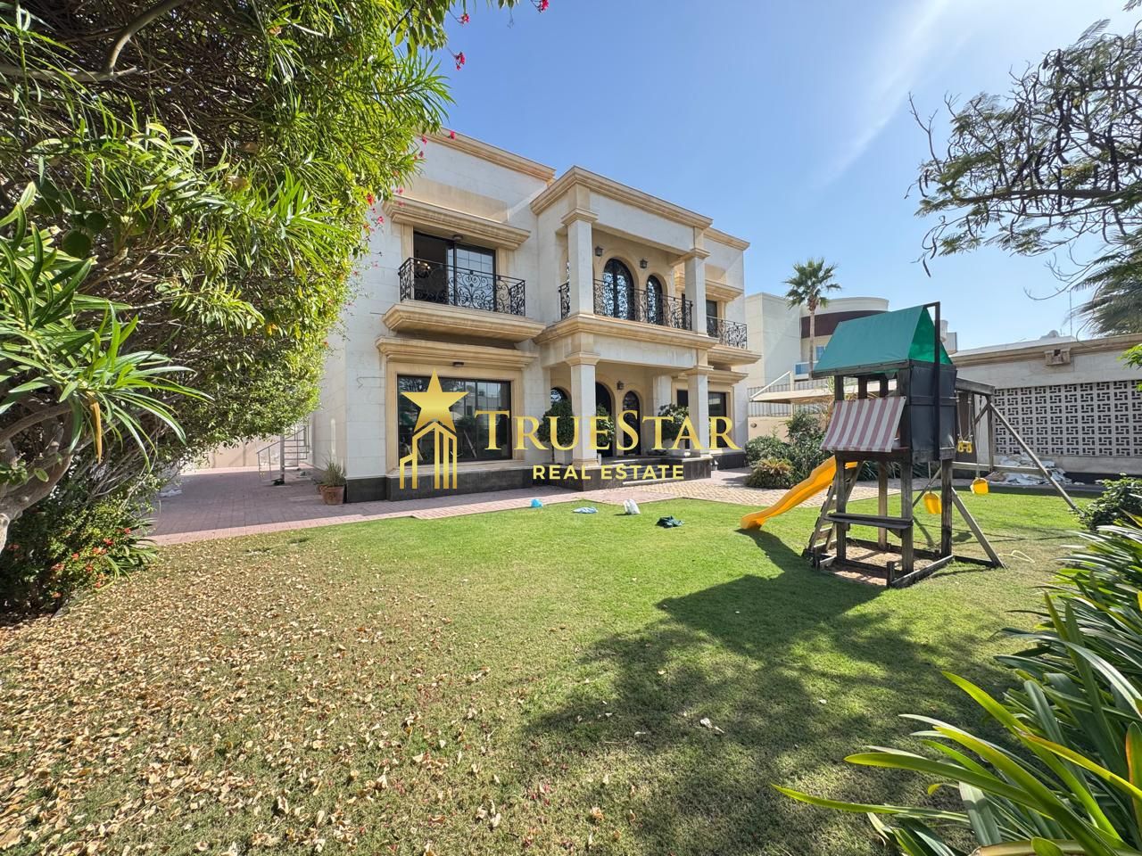HUGE INDEPENDENT VILLA 4BR+MAIDS+LAUNDRY PRIVATE GARDEN