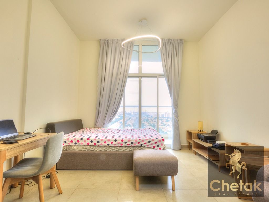 Fully Furnished | Higher Floor | Chiller free
