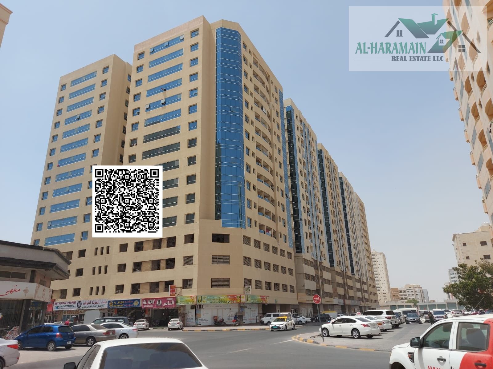 1BHK for Sale in Garden City A4 | 564 Sqft | Open Kitchen | With Parking | Rented 22000 Aed