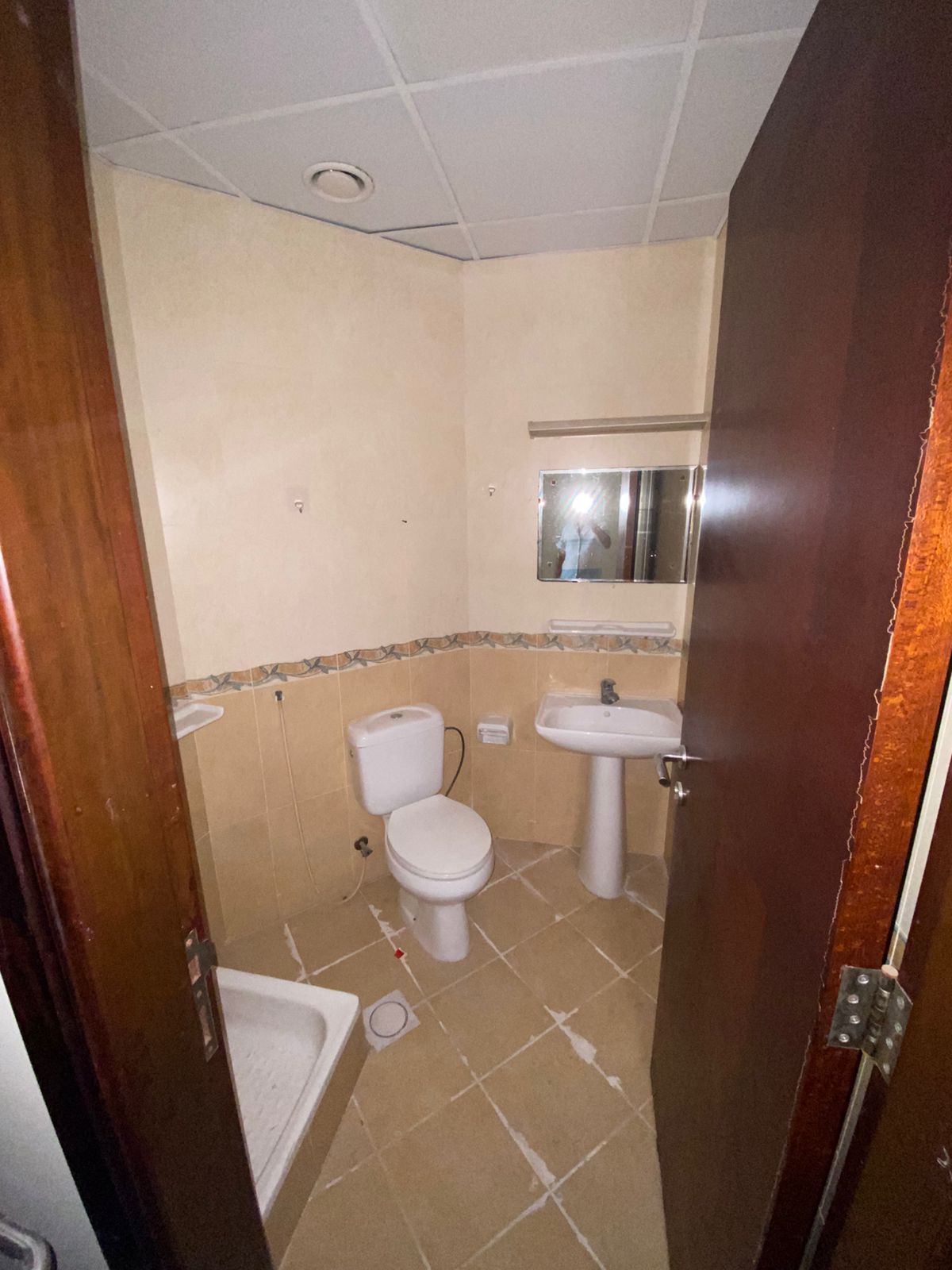 Hot deal in Al Majaz 2! 2BR + maid master, 4 baths, stunning sea view, gym, pool & parking, spacious layout in a prime tower.
