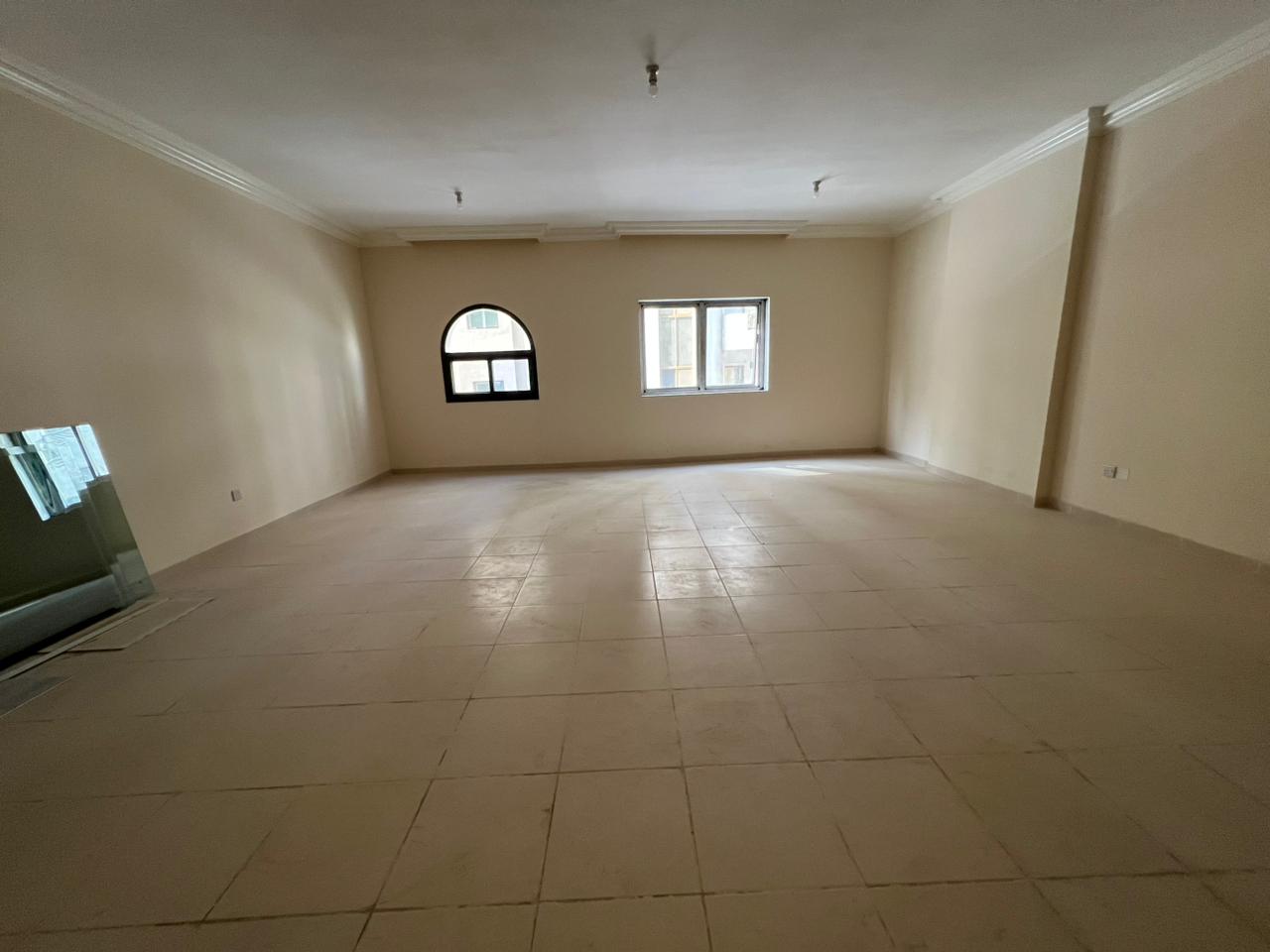 Luxury 3BR apartment with living room – Storage – 3 Bathrooms – Central AC – Central Gas – Families