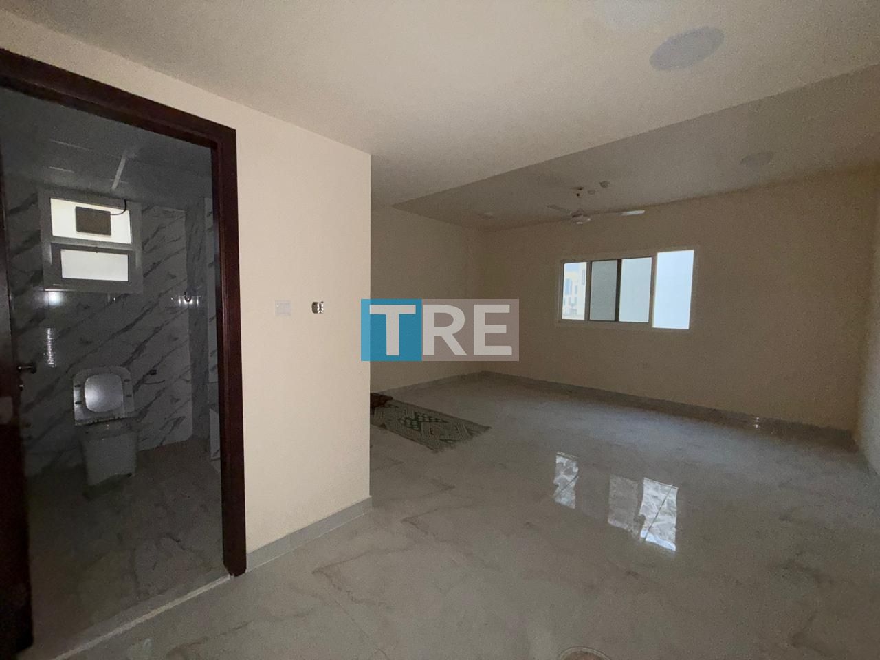 SPACIOUS 1BHK COMMERCIAL UNIT AVAILABLE FOR OFFICE USE IN AL YASMEEN, AJMAN.