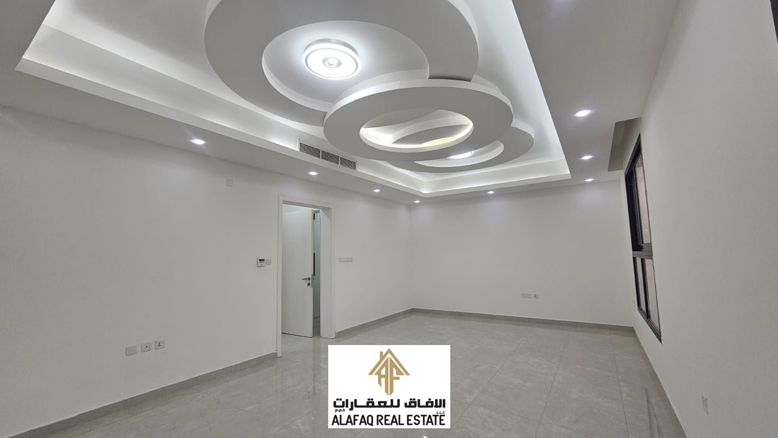 Villa for Sale in Al Zahya – Modern Design with Very Spacious Layout, 4 Master Bedrooms, 2 Large Living Halls, Modern Kitchen, Maid’s Room, Priva
