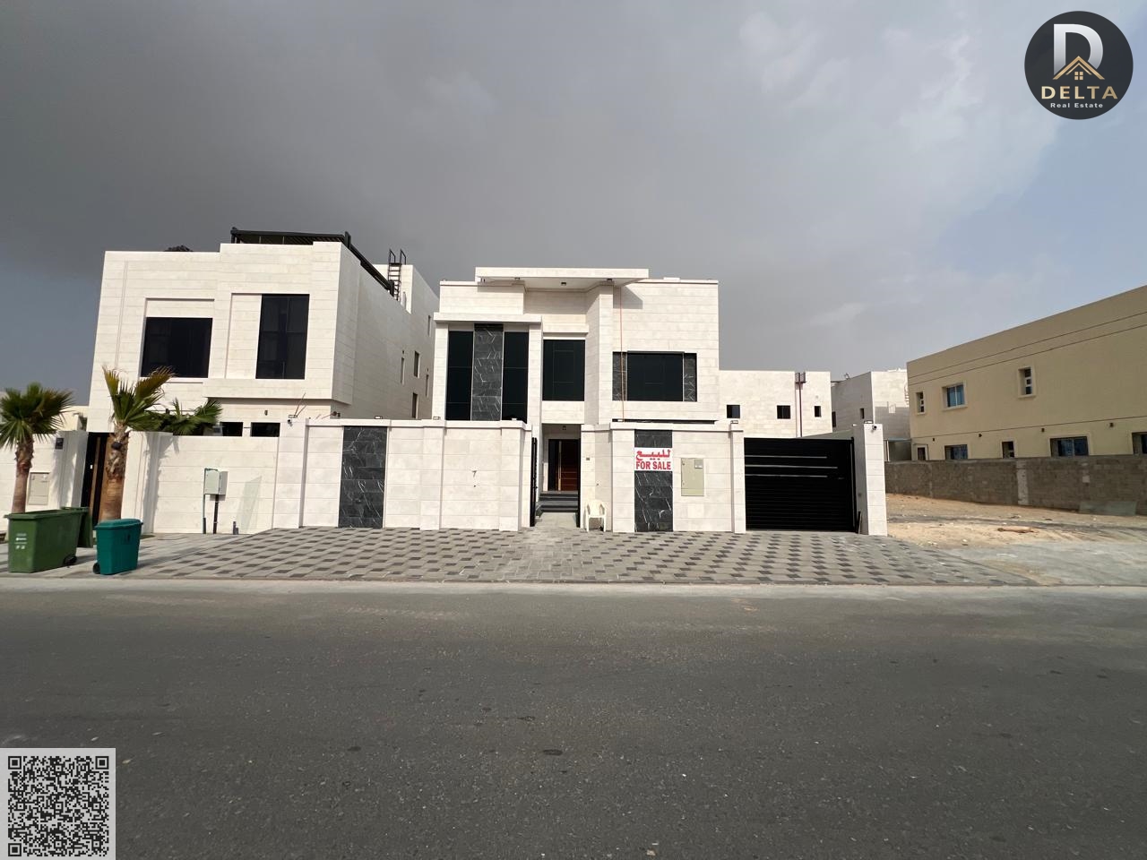 For sale: Two-story villa with a rooftop terrace and a large yard. Registration fees included. Price negotiable. Large courtyard. Close to Sheikh Moha