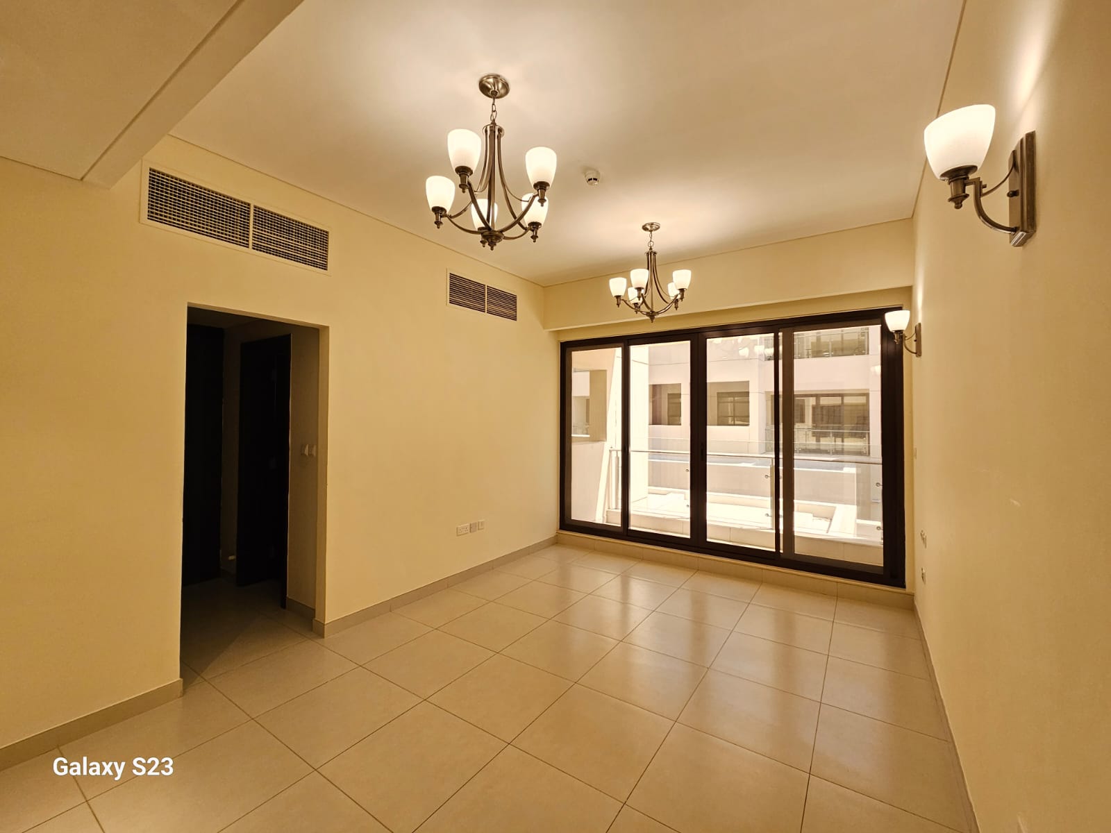 5 MASTER BEDROOM HALL WITH MAID ROOM PRIVATE BACK YARD AND BIG TERRACE