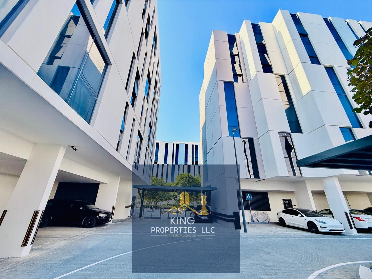 Stunning Views, Studio available for rent