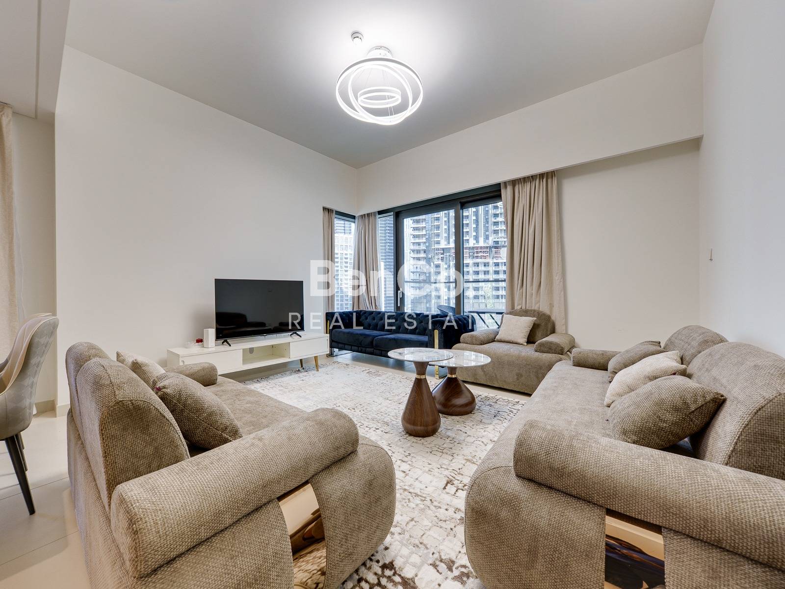 Tenanted Long Term | High Floor | Boulevard View
