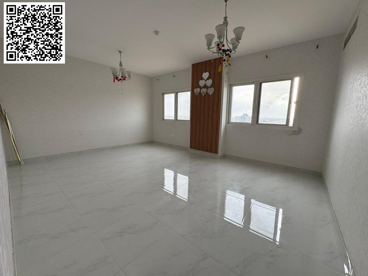 Free parking | First occupancy | 2 bedrooms and a living room | 3 bathrooms | Free air conditioning | Balcony with an open view | Prime location near