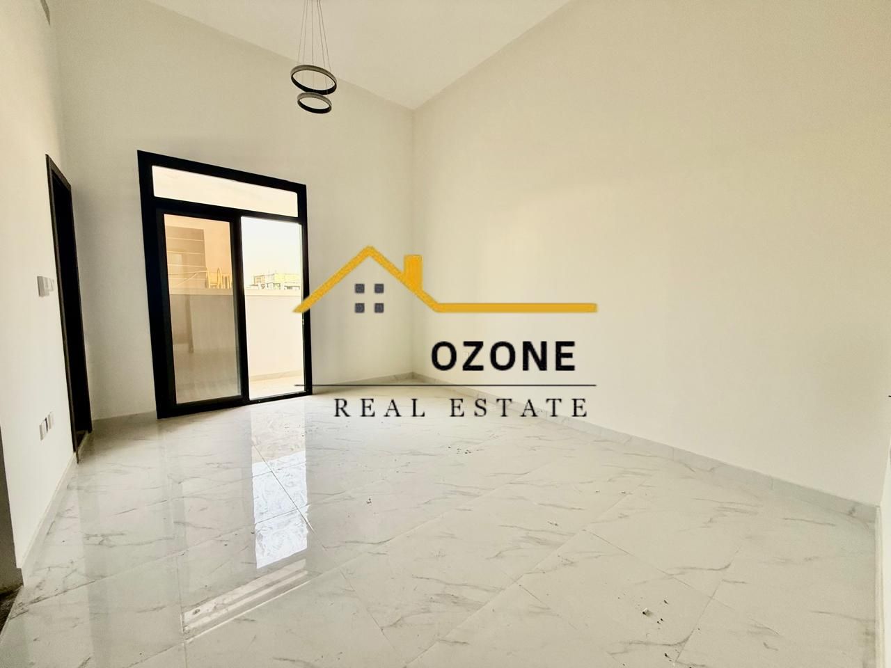 Like New //Studio for Rent with Balcony //Family Building