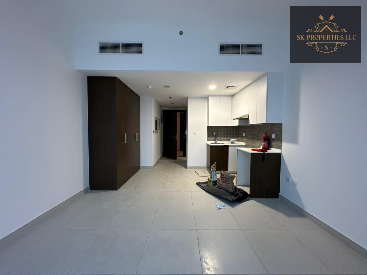 Ready to Move | For Sale | Waterfront Community