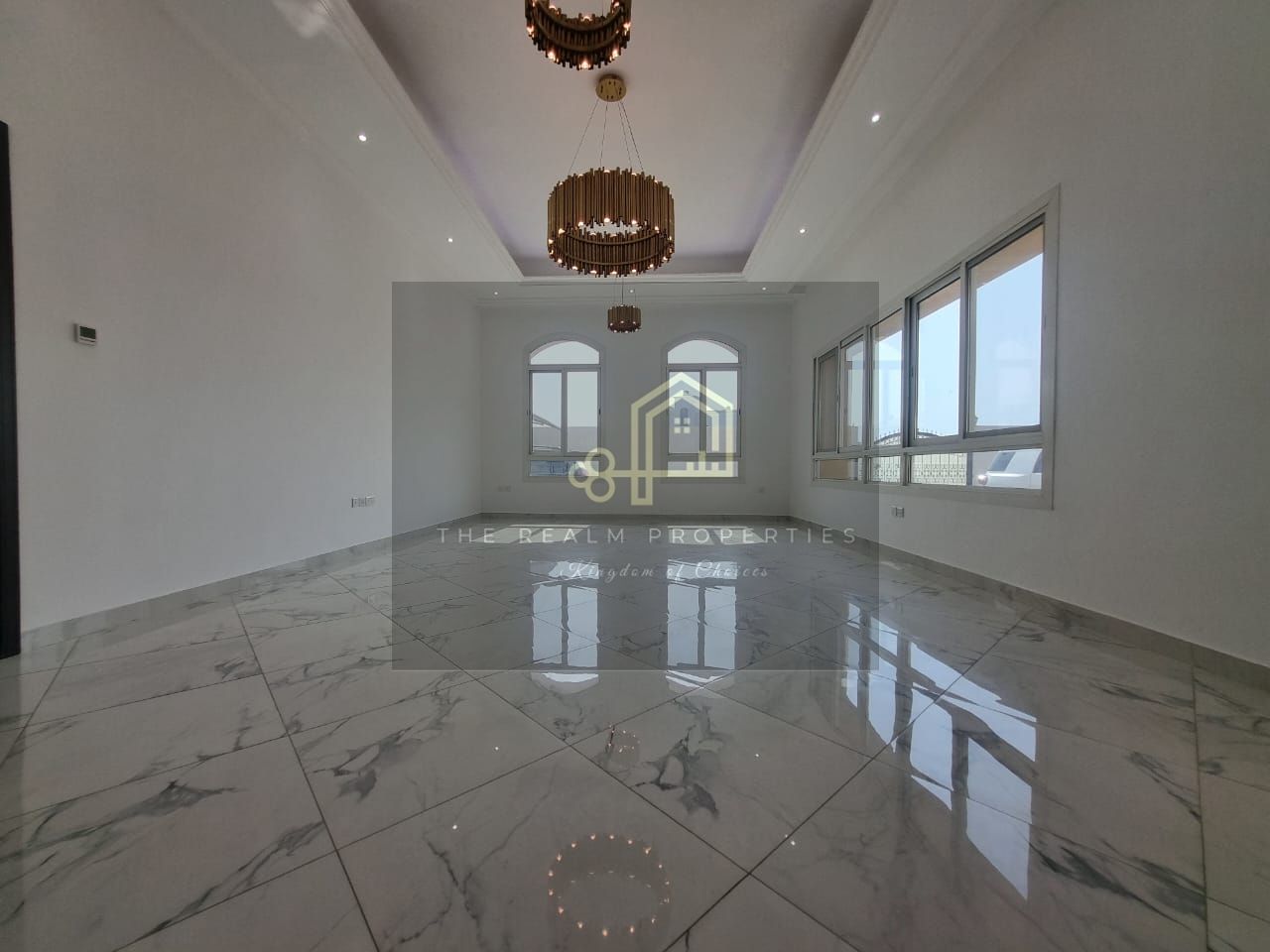 The Only massive 10BR mansion for the in Juemirah 3
