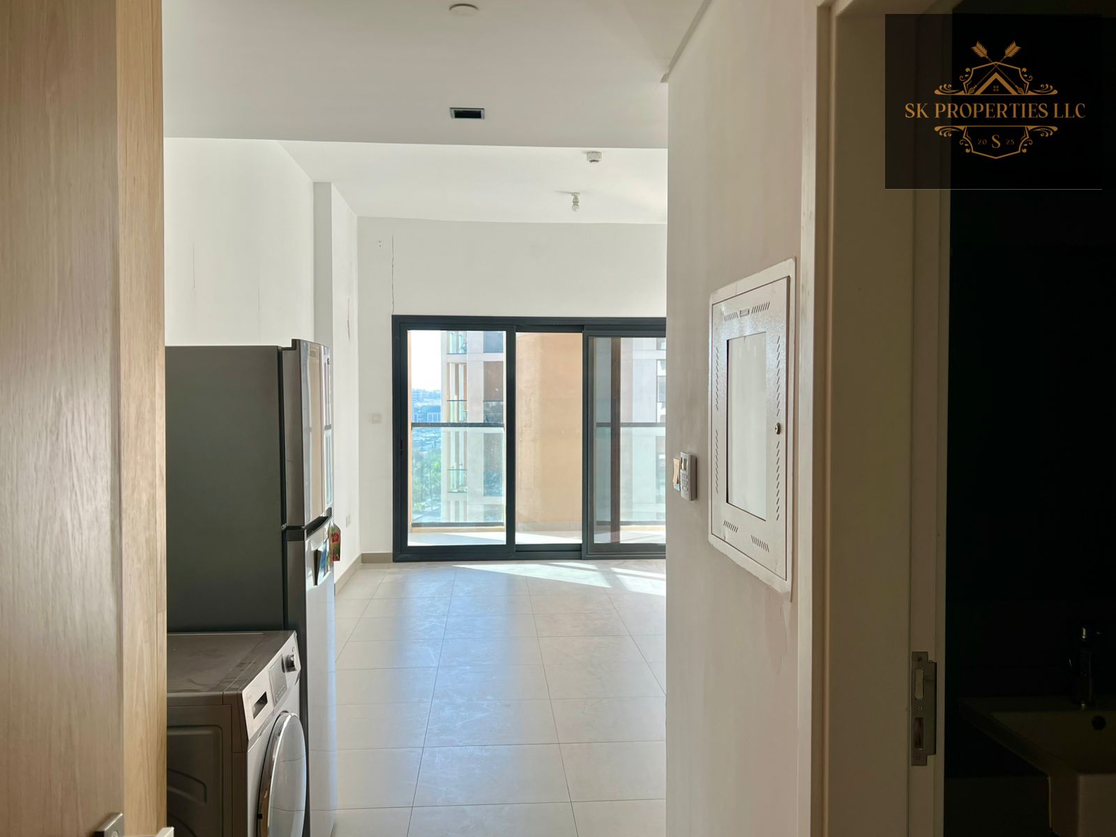 Prime Location | Luxury Living | Ready to Move