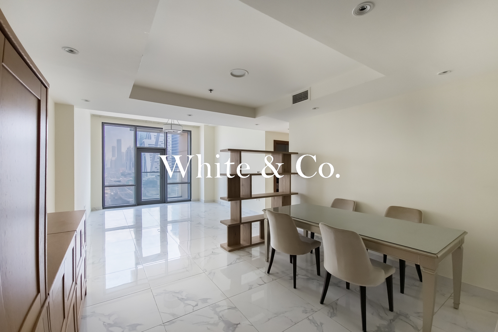 CANAL VIEW | VACANT ON TRANSFER | FURNISHED
