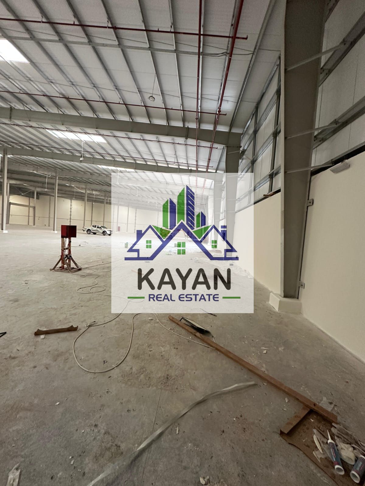 Warehouse for Rent - 49,205 sq. ft - power capacity of 54 kW- 6 sliding doors