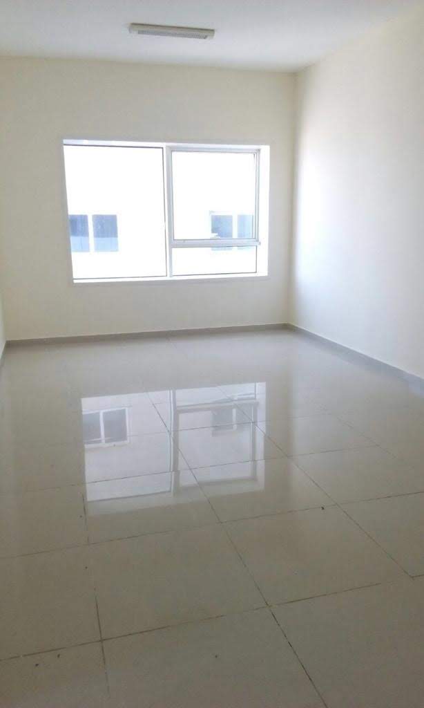 HOTTTTT OFFER 31K,33K,1 MONTH FREE 1 BR HALL APARTMENT AVAILABLE ON MAIN ROAD NEAR SAFEER MALL ROAD NEXT TO KARACHI DARBAR BEHIND AL TELAL SUPERMARKET