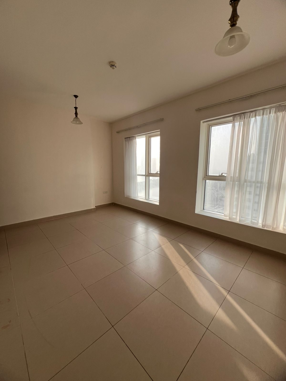 Beautiful two-bedroom apartment with a spacious living room, featuring a good area and international design. Located in a clean residential tower in a
