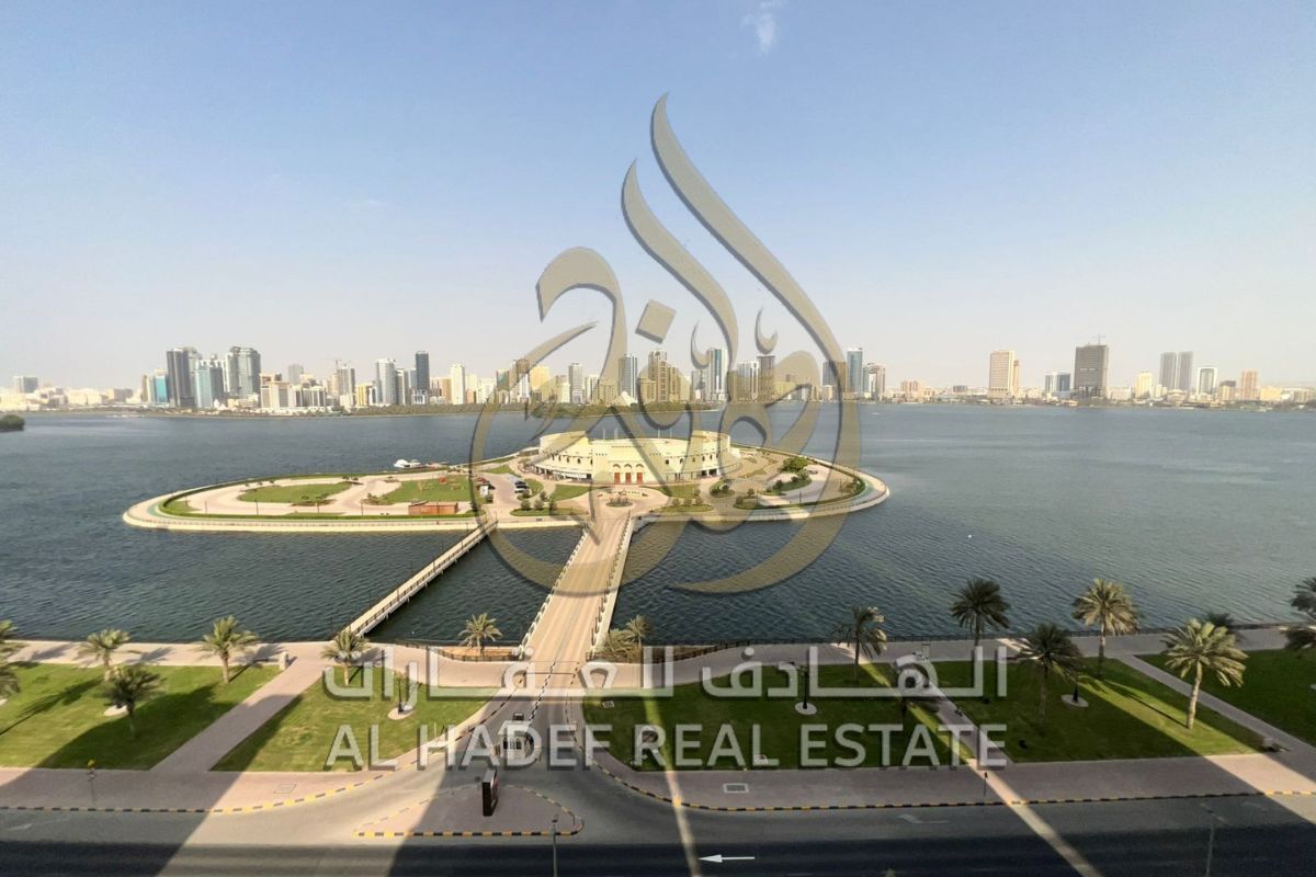 For Rent in Sharjah – Al Majaz 3 | 3 Bedroom Apartment with Full Sea View