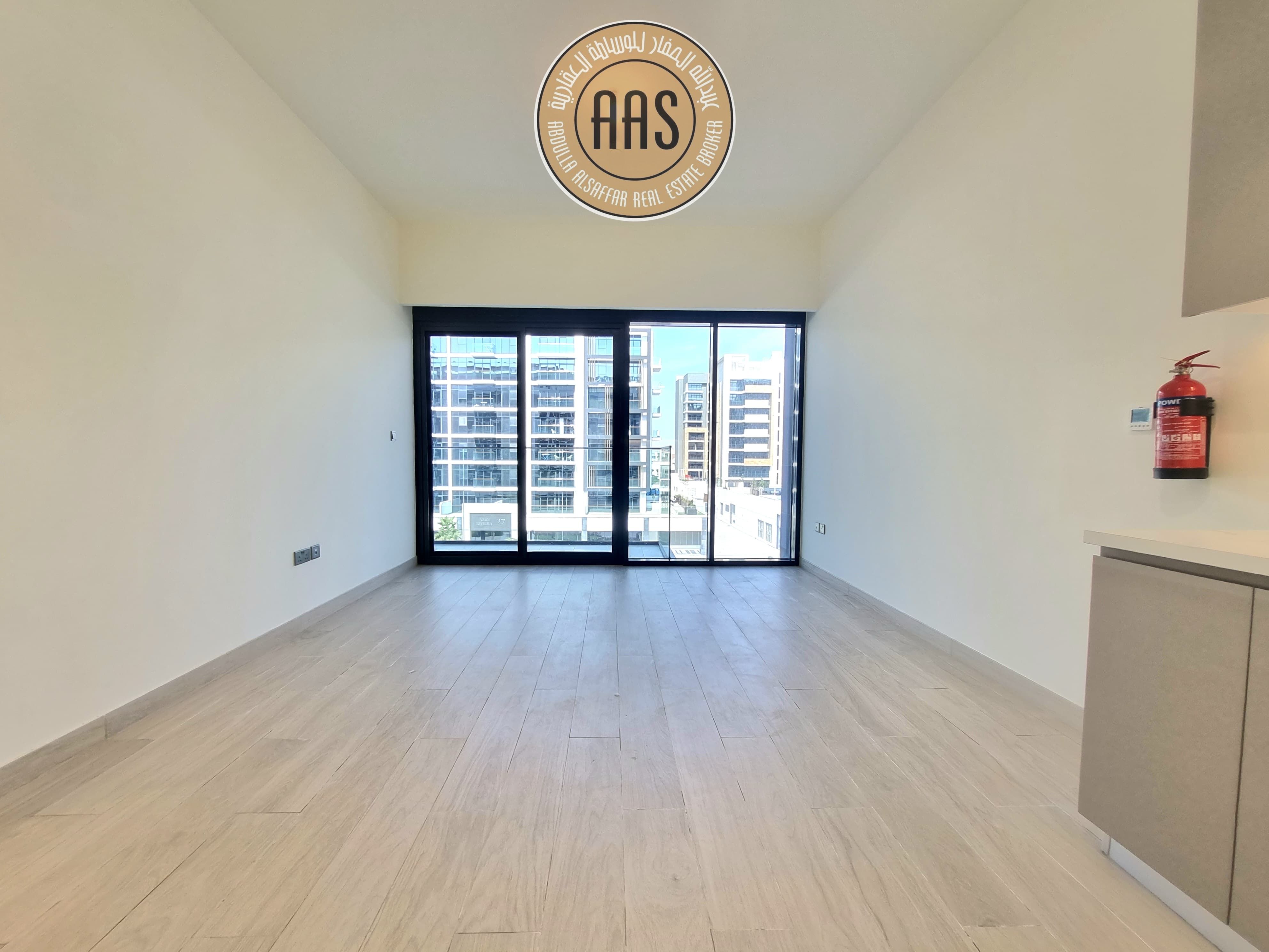 Distress deal spacious 2 bedroom apartment for sale