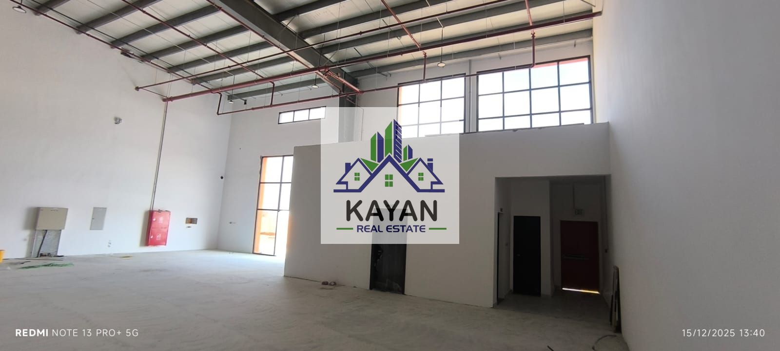 Industrial yard for rent with a total area of 22,000 sq. ft. , including a 6,000 sq. ft. warehouse and an office
