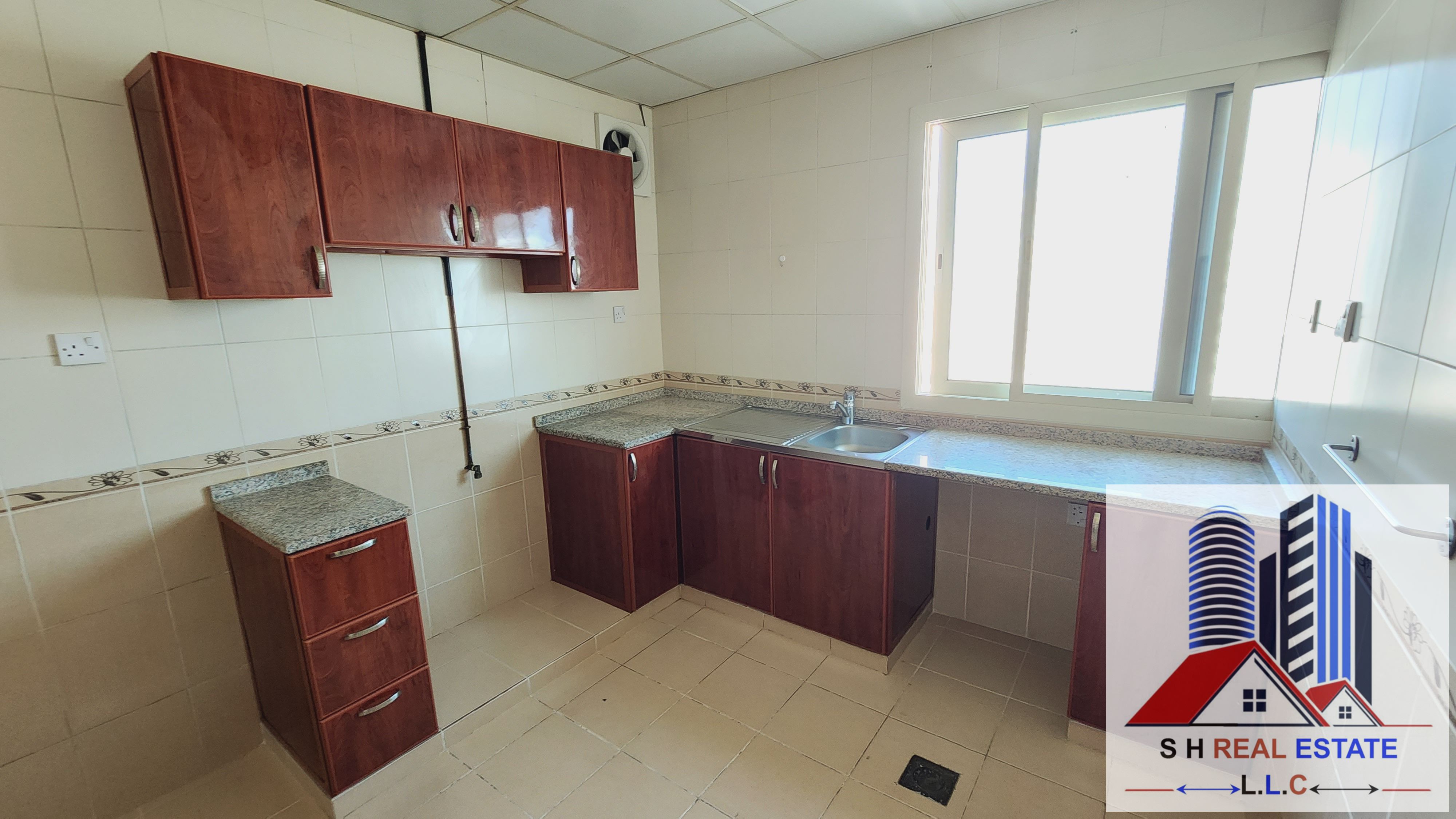 Like A Brand New Building Luxurious 1BHK Apartment Close Hall Just 30K