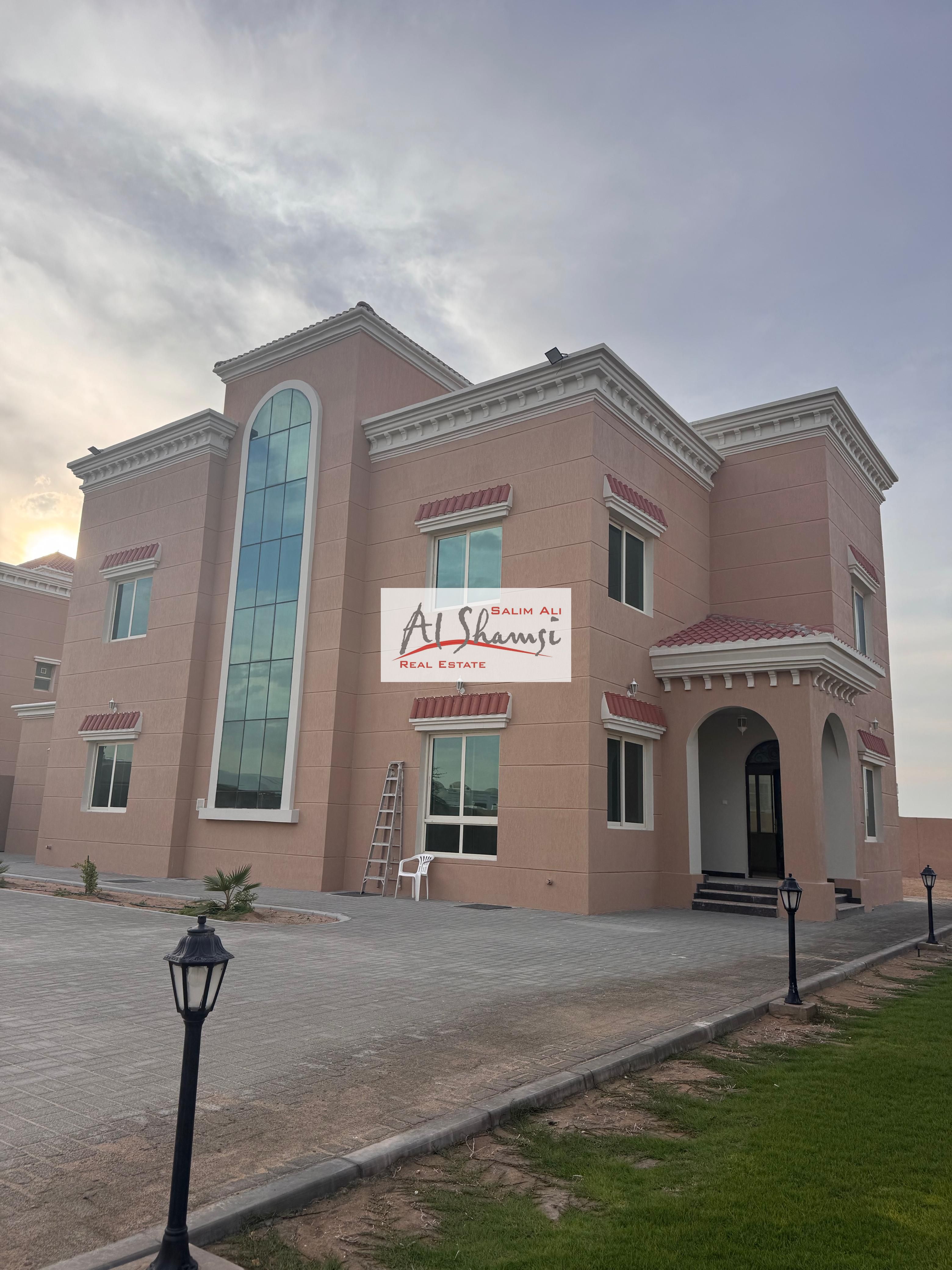 Villa for sale in Al-Jarina