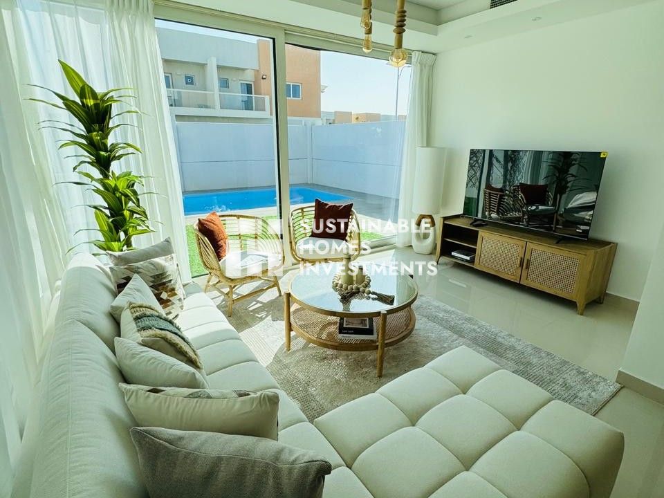 Ready To Move In l Private Pool l Freehold Area