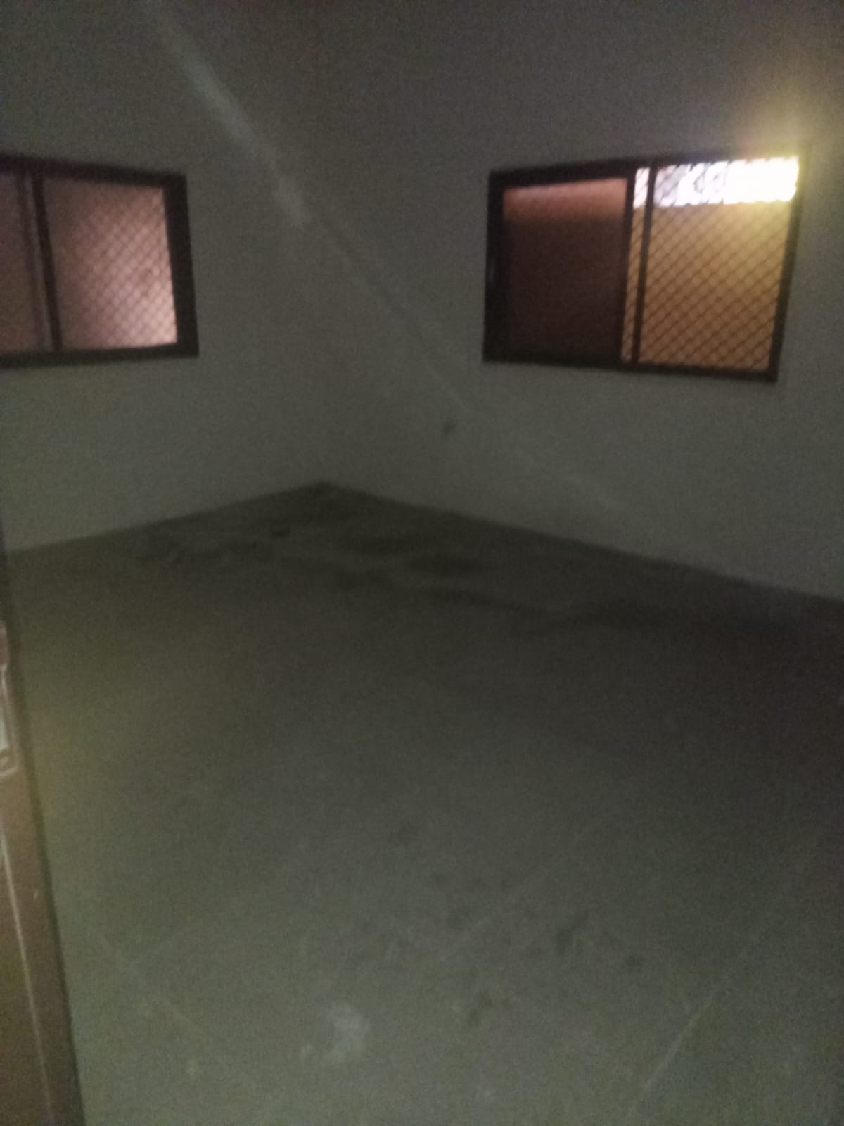 Villa for rent in Al Nuaimiya 2, Ajman: 7 bedrooms, 3 baths, parking space, good layout, prime location near services.