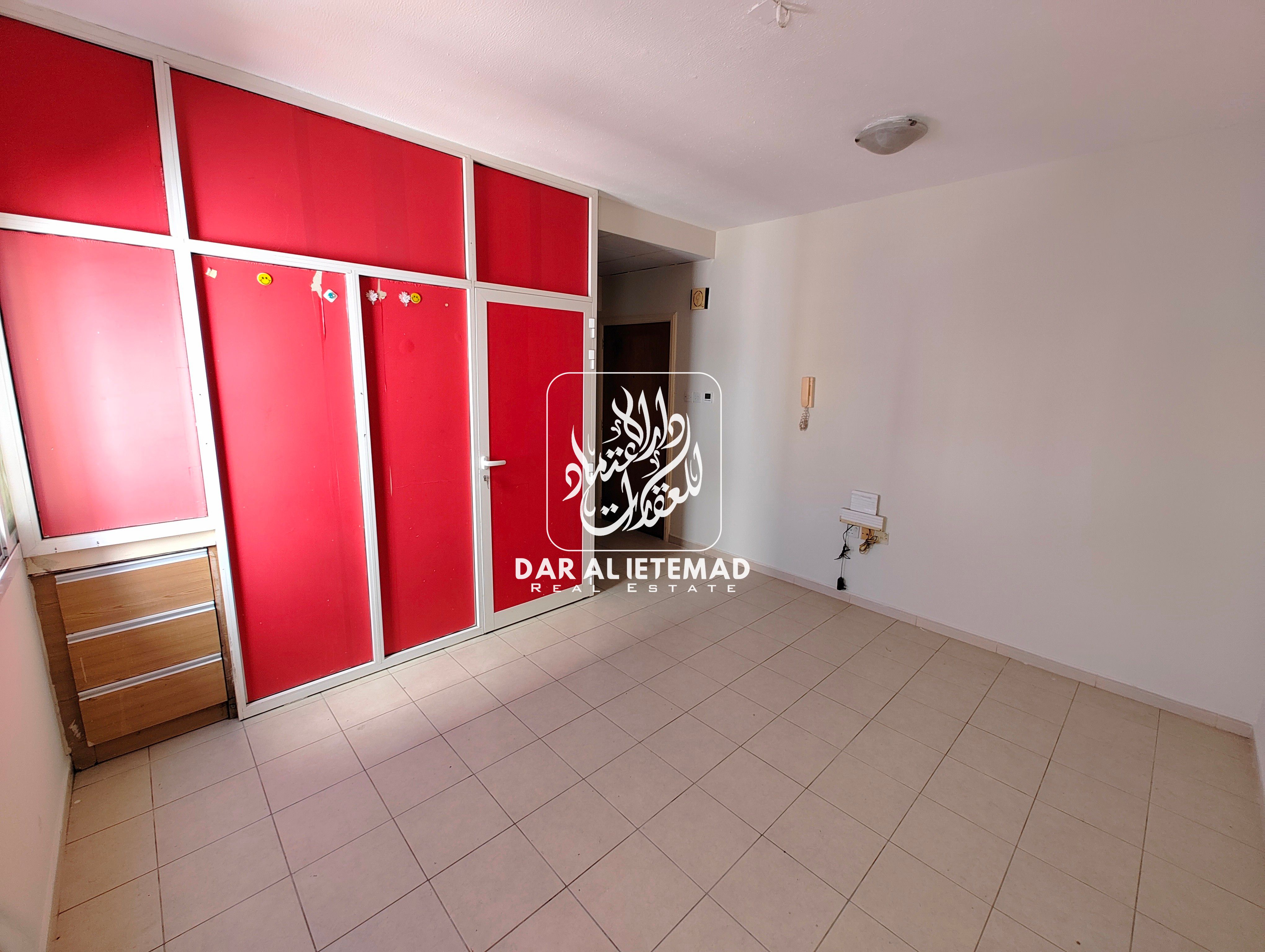 0% Municipality Fee | 6 Cheques | Huge Studio + Closed Kitchen