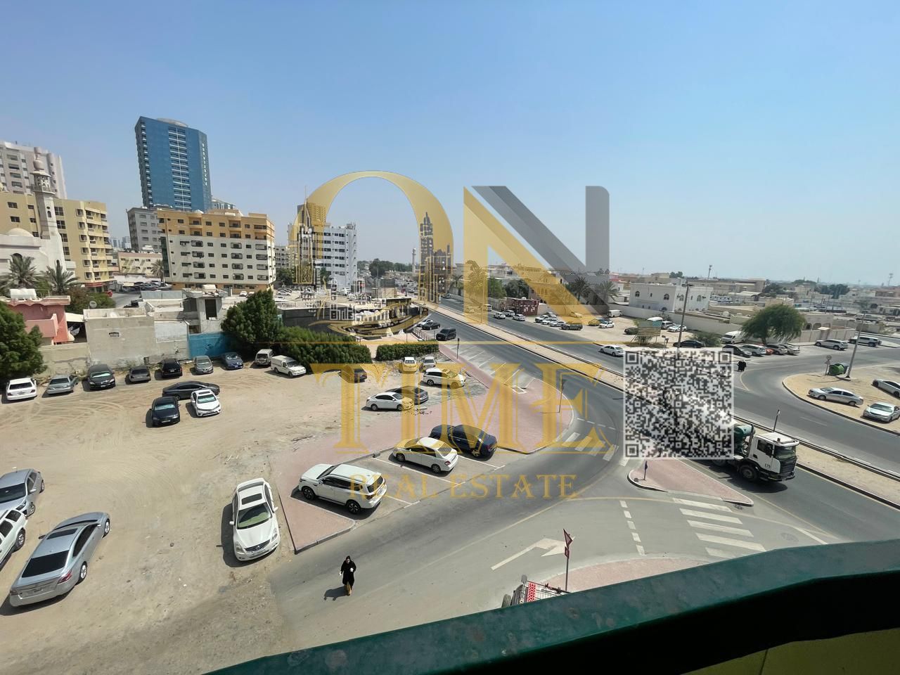 Spacious area | Prime location | Open view
