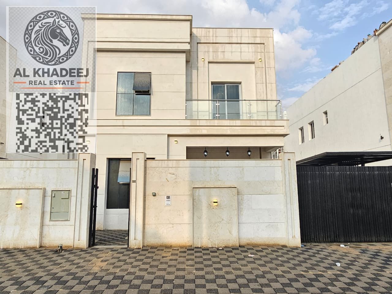 Luxury villa for annual rent in Ajman, Al Zahiyah area, close to all services and main roads, consisting of 5 master bedrooms.