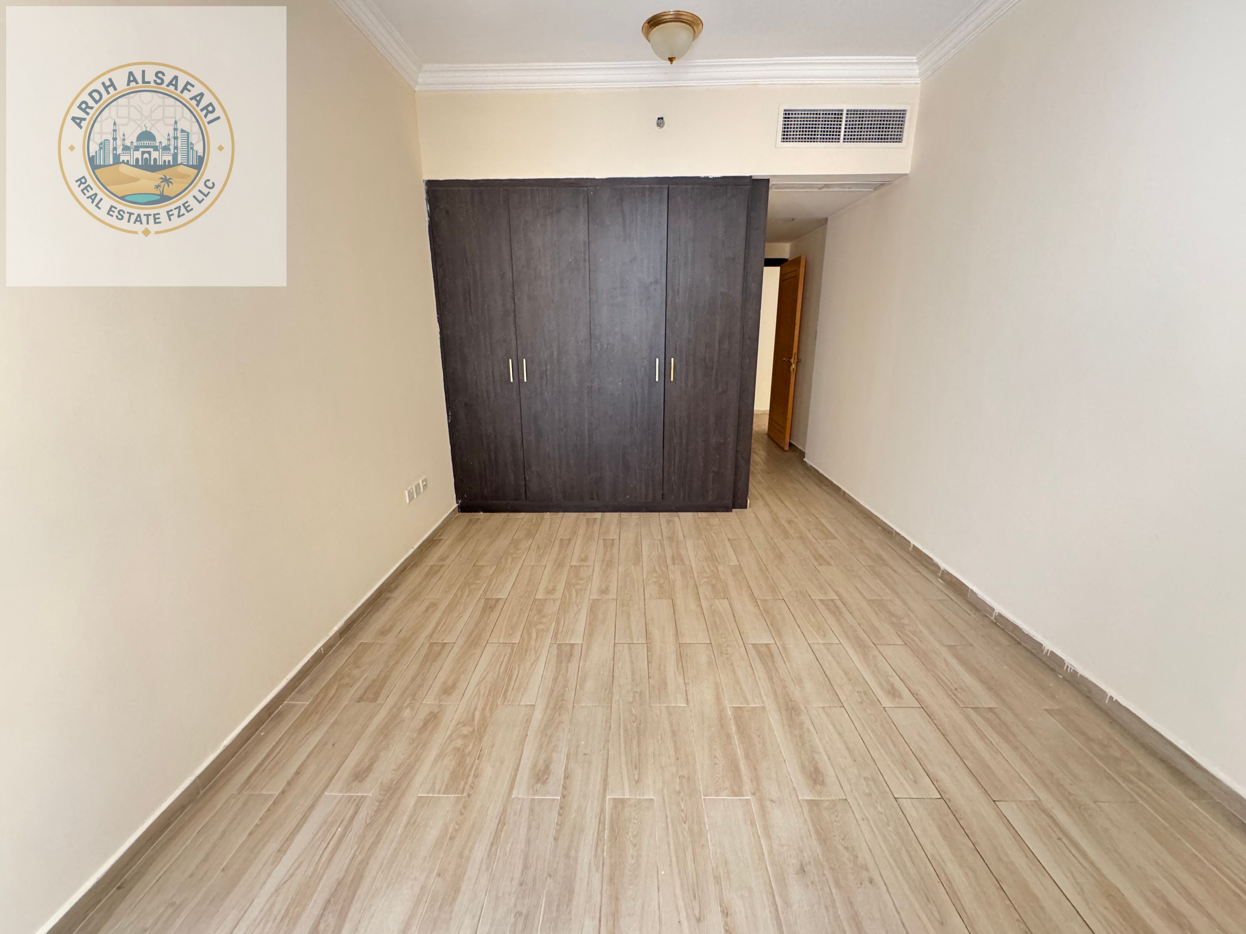Like A Brand New Building- 1Bhk Apartment Master Bedroom- Wardrobe-Balcony-Parking