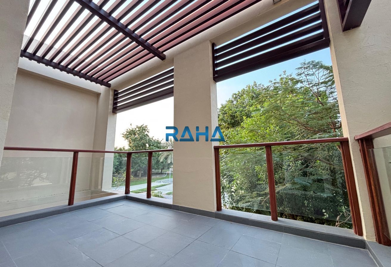 Stunning Malibu 3 Bedrooms Villa For Sale